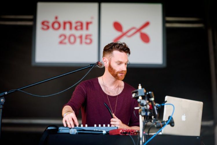 redinho_village_sonar2015_arielmartini