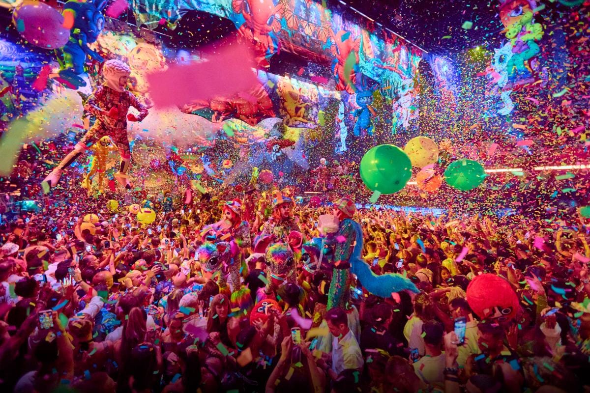 elrow closing Delusionville 2.0 @ UNVRS 2025
