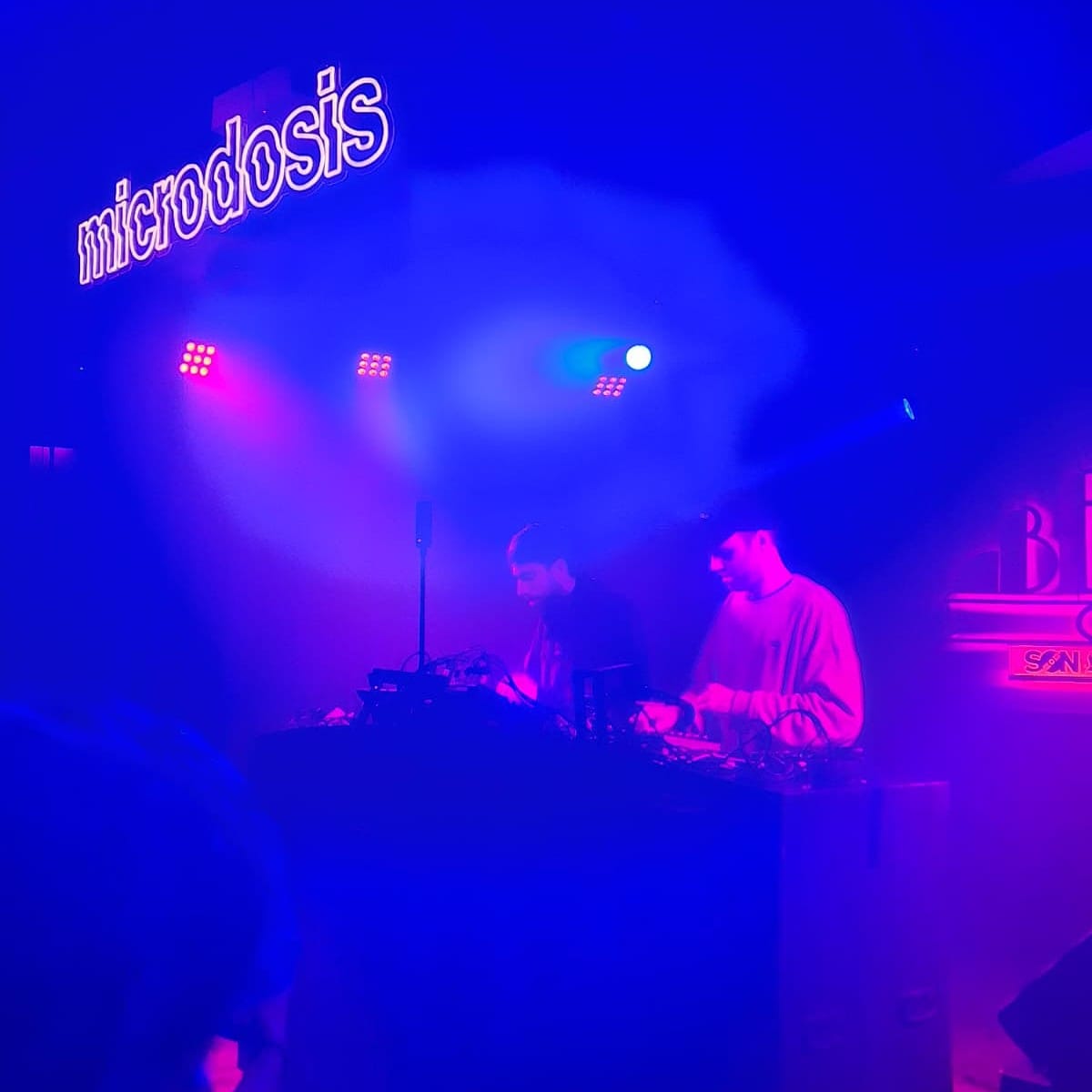 BOSTON BUN MADRID + BOREAL @ CAFE BERLIN - MICRODOSIS