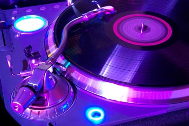 ¿Djing en las clases de los institutos?