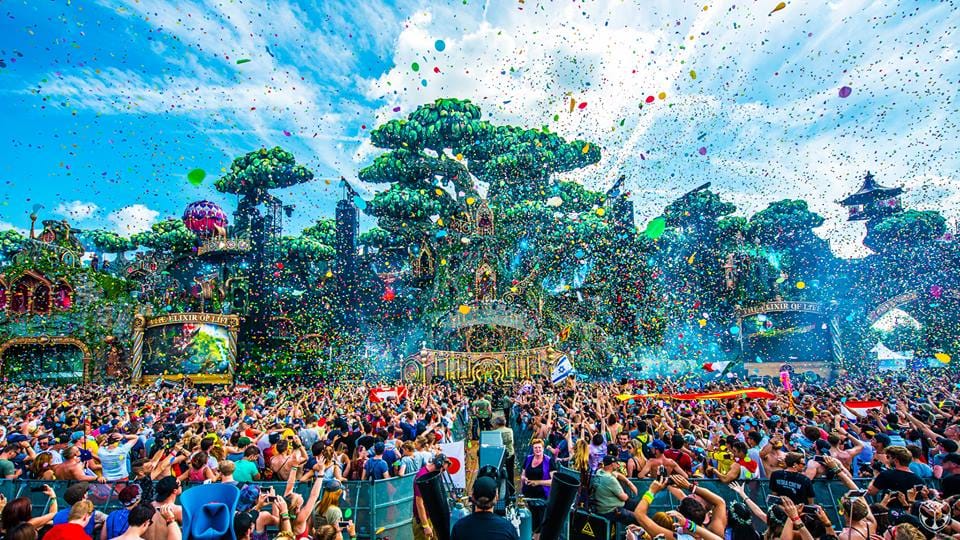 ¡Más de 50 videosets de Tomorrowland 2016!