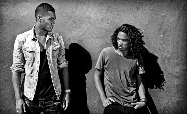 ¿Sabías que... Sunnery James & Ryan Marciano fueron retenidos en un aeropuerto de Rumanía?