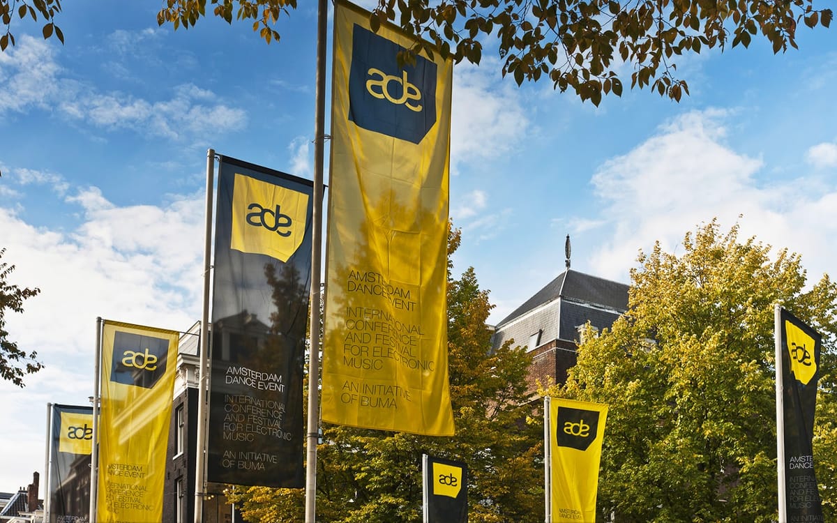 Conoce la guía de eventos y conferencias de ADE 2022