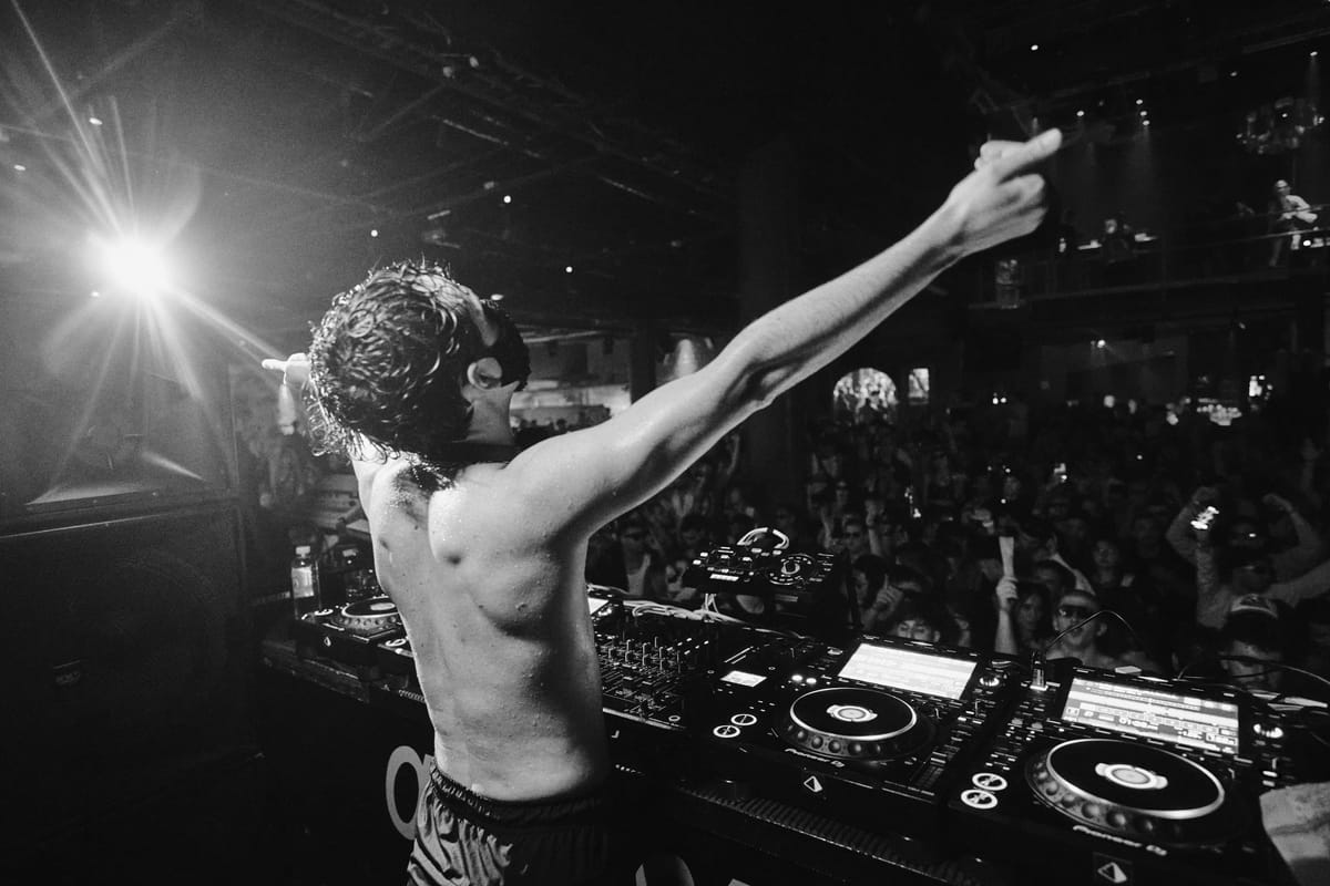El Opening Party de Amnesia fue una locura