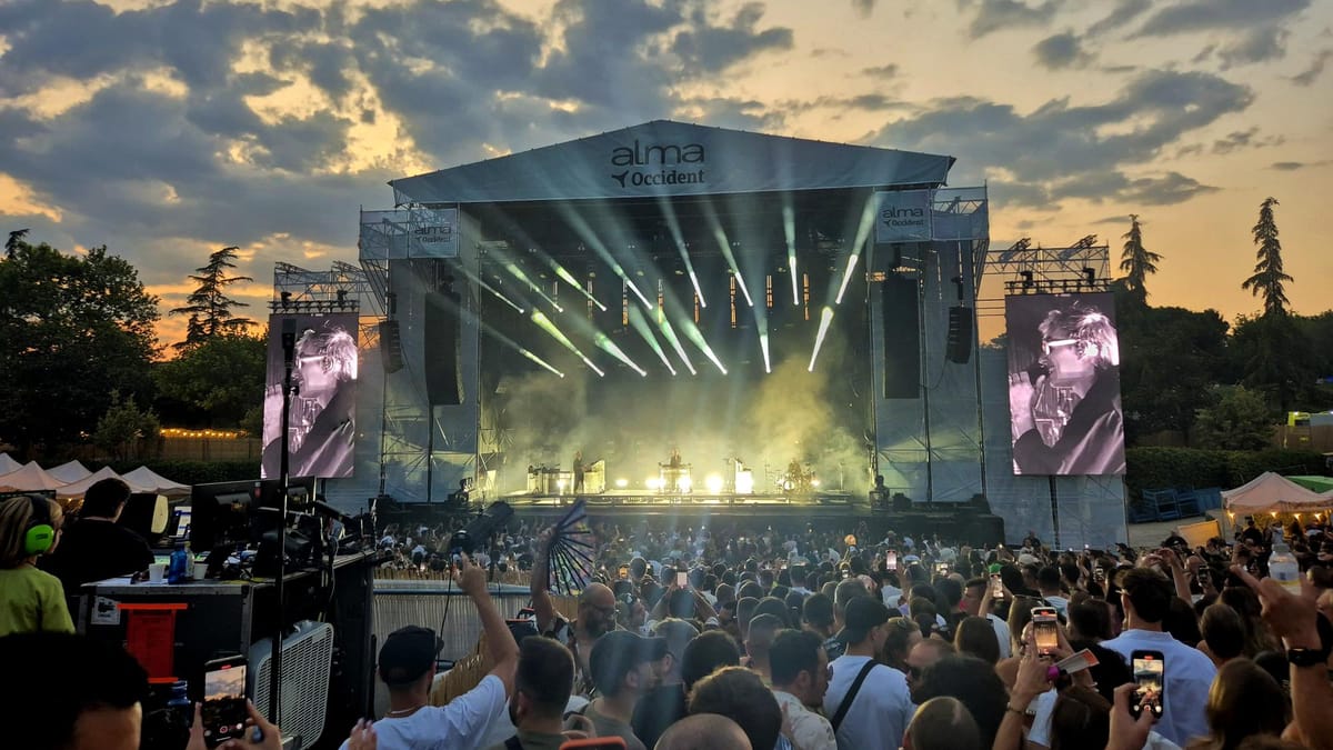 Crónica: RÜFÜS DU SOL brilla en su paso por Madrid