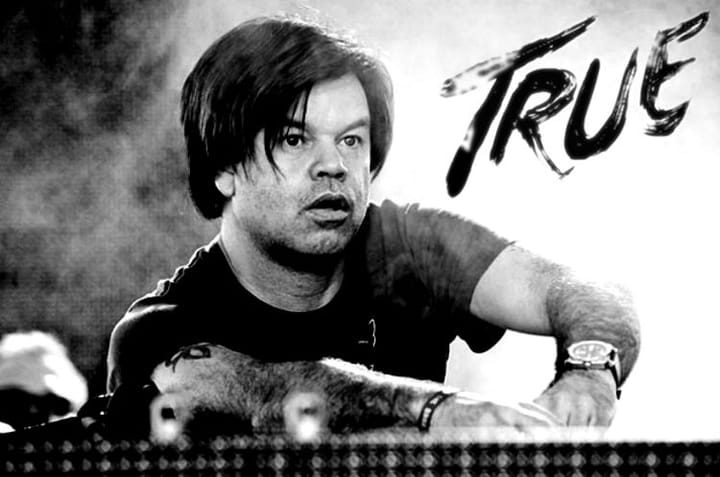"True opinion" de Paul Oakenfold