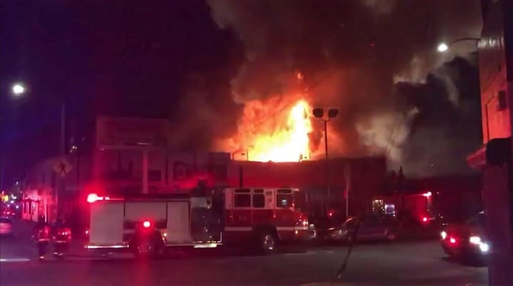 Incendio en una rave se salda con, al menos, 9 muertes en California