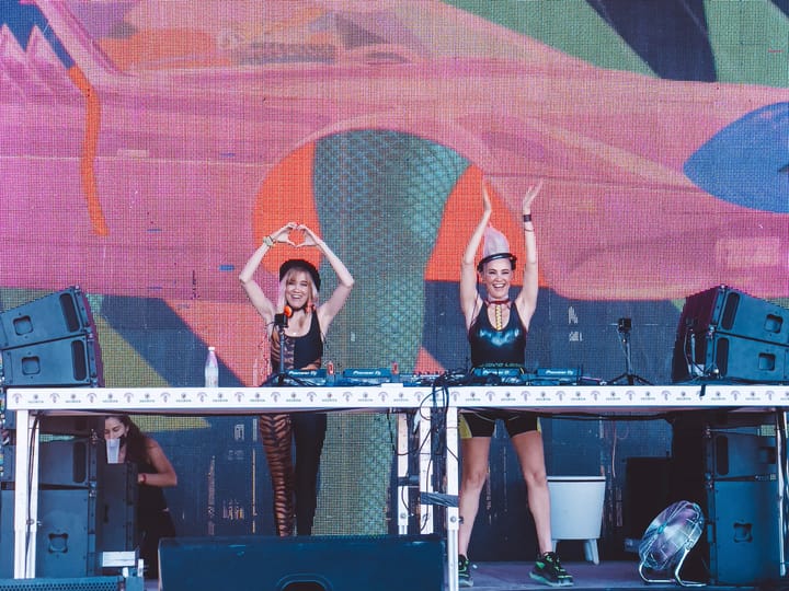 Excelente puesta en escena de Nervo y Medusa Beach Club