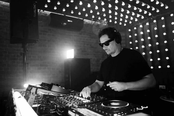 Disfruta de los nuevos temas de Vico Vázquez